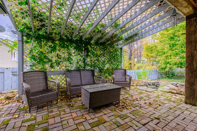 $650,000 | 69 State Street, Gorham, ME 04038