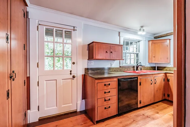 $650,000 | 69 State Street, Gorham, ME 04038