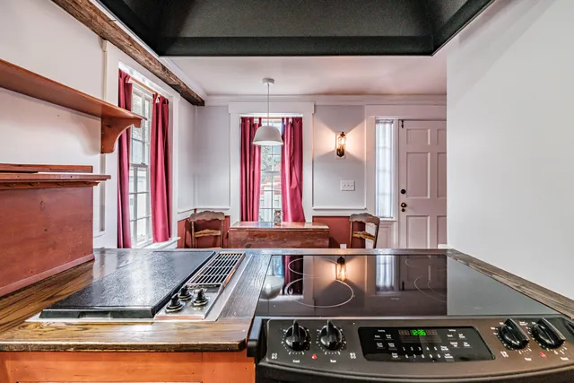 $650,000 | 69 State Street, Gorham, ME 04038