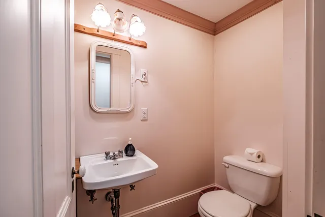 $650,000 | 69 State Street, Gorham, ME 04038