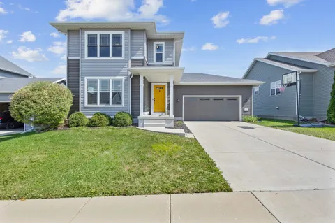 $450,000 | 4823 Catalina Parkway, McFarland, WI 53558