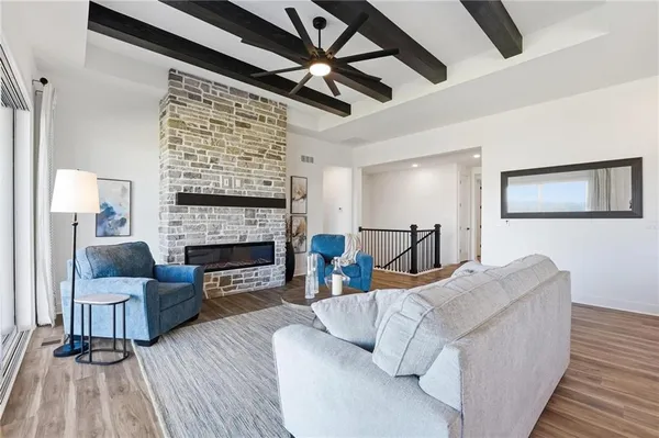 $669,105 | 1804 Halls Creek Avenue, Raymore, MO 64083