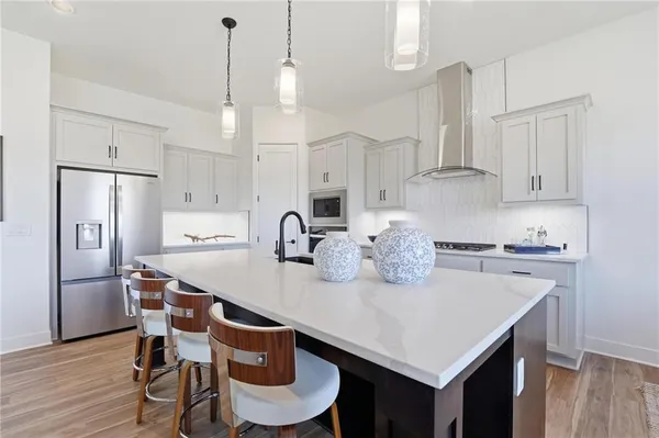 $669,105 | 1804 Halls Creek Avenue, Raymore, MO 64083