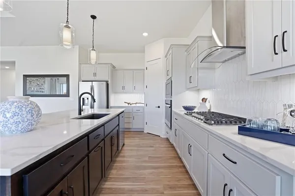 $669,105 | 1804 Halls Creek Avenue, Raymore, MO 64083