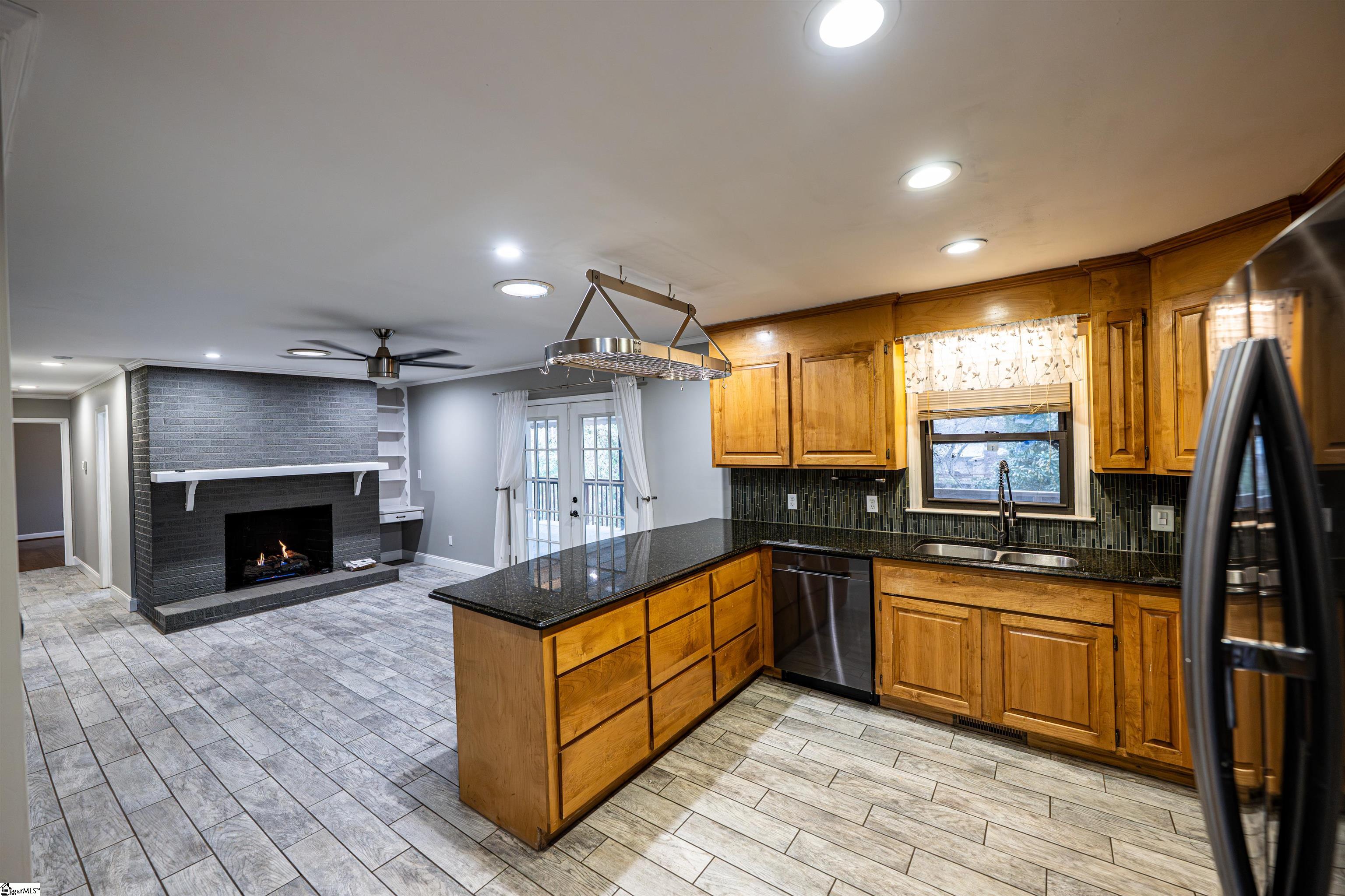 702 Central Avenue Mauldin, SC 29662 - Photo 15 of 50