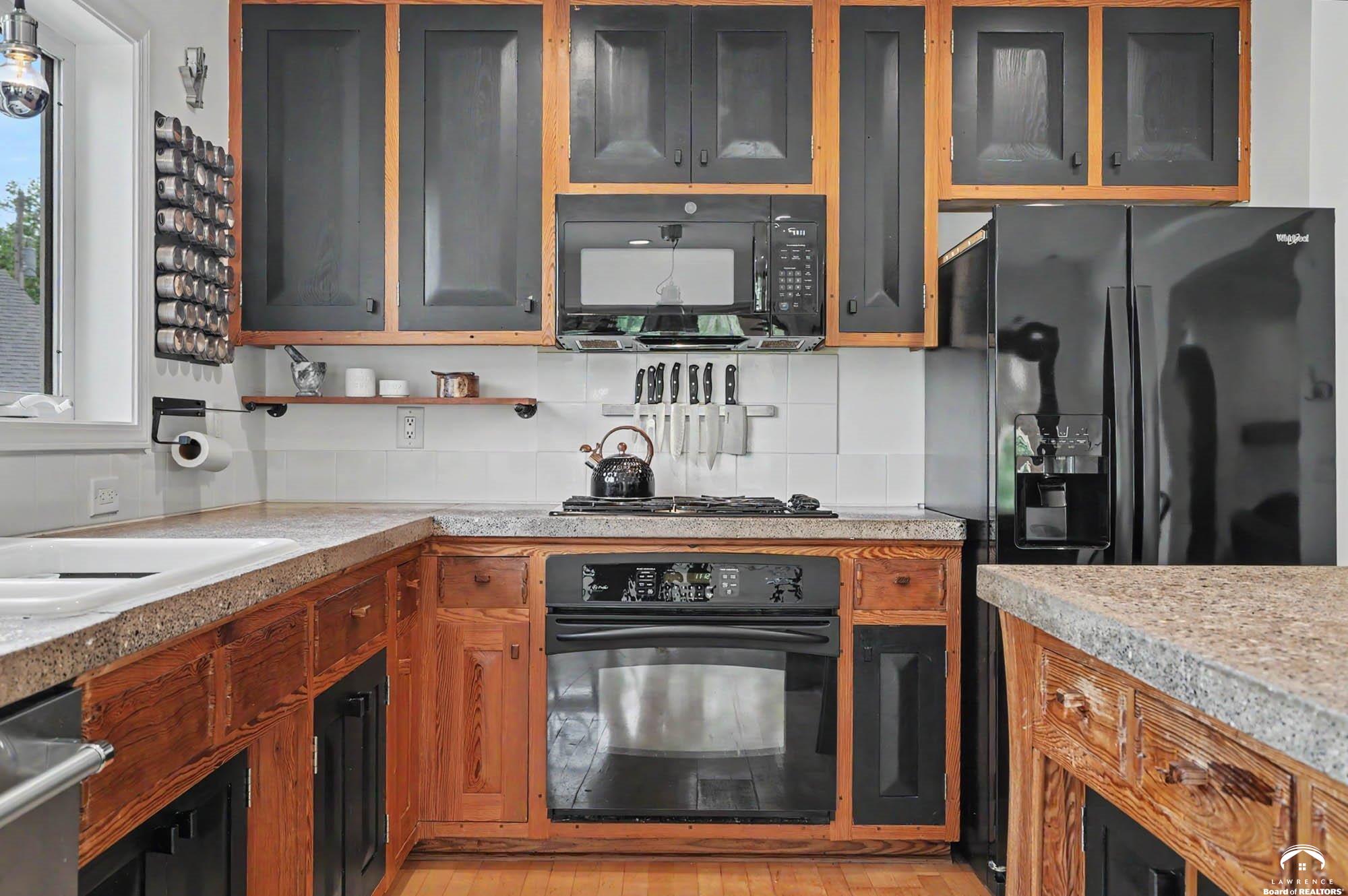 813 East 661 Diagonal Road Lawrence, KS 66047 - Photo 21 of 78