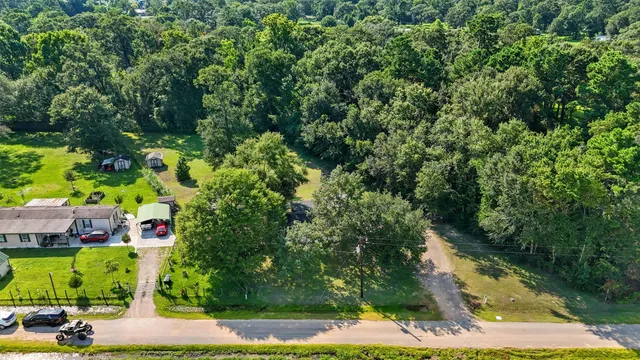 $1,650 | 106 County Road 3755, Cleveland, TX 77328