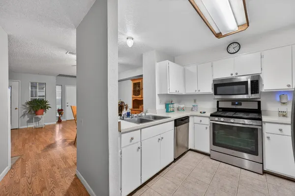 $299,900 | 7623 Roberta Lane, Antelope, CA 95843
