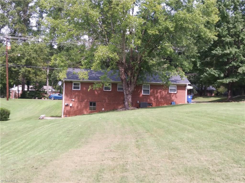 804 Motor Road Winston-Salem, NC 27105 - Photo 3 of 27 Gallery Image 3