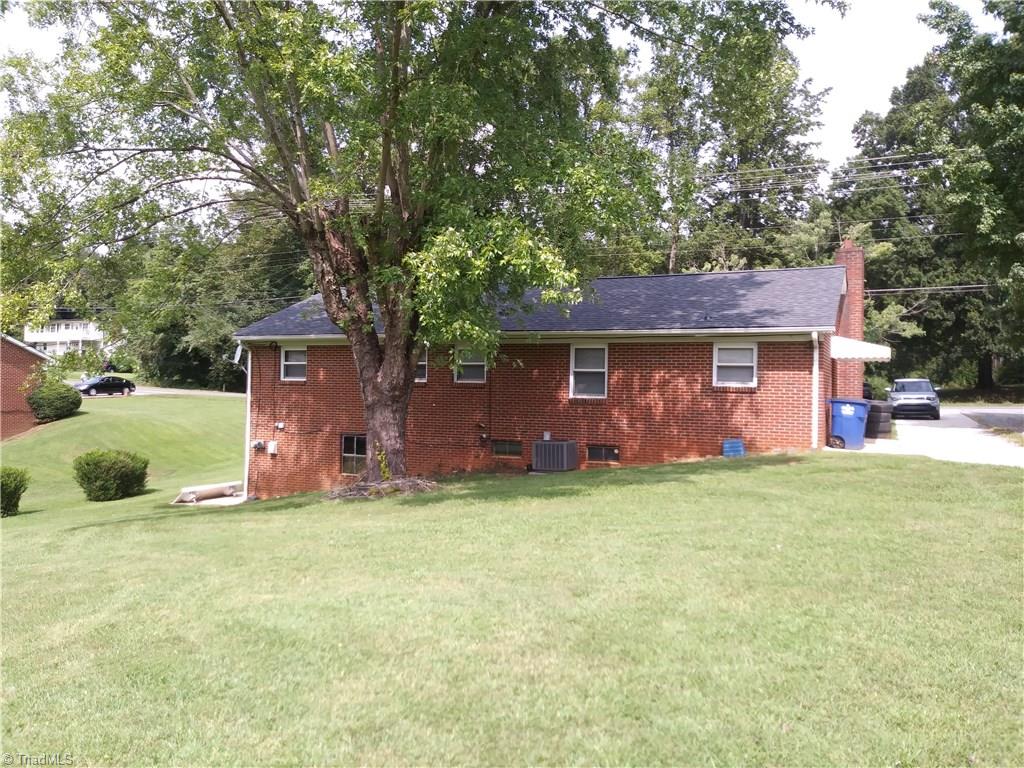 804 Motor Road Winston-Salem, NC 27105 - Photo 5 of 27 Gallery Image 5