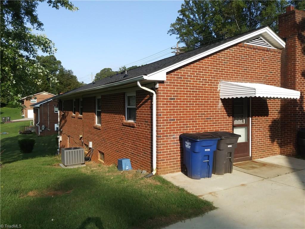 804 Motor Road Winston-Salem, NC 27105 - Photo 6 of 27 Gallery Image 6