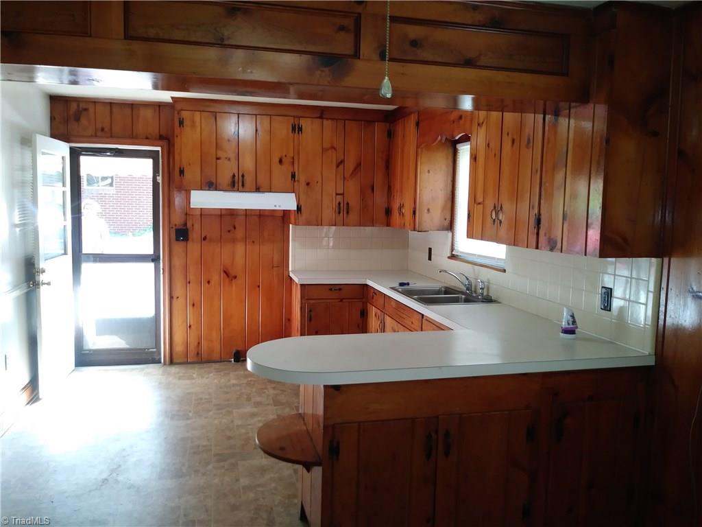 804 Motor Road Winston-Salem, NC 27105 - Photo 10 of 27 Gallery Image 10