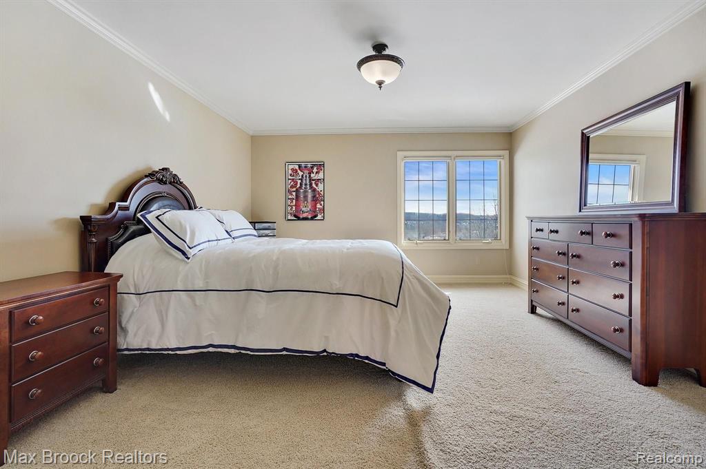 4633 Theheights Boulevard Rochester, MI 48306 - Photo 27 of 48 Gallery Image 27