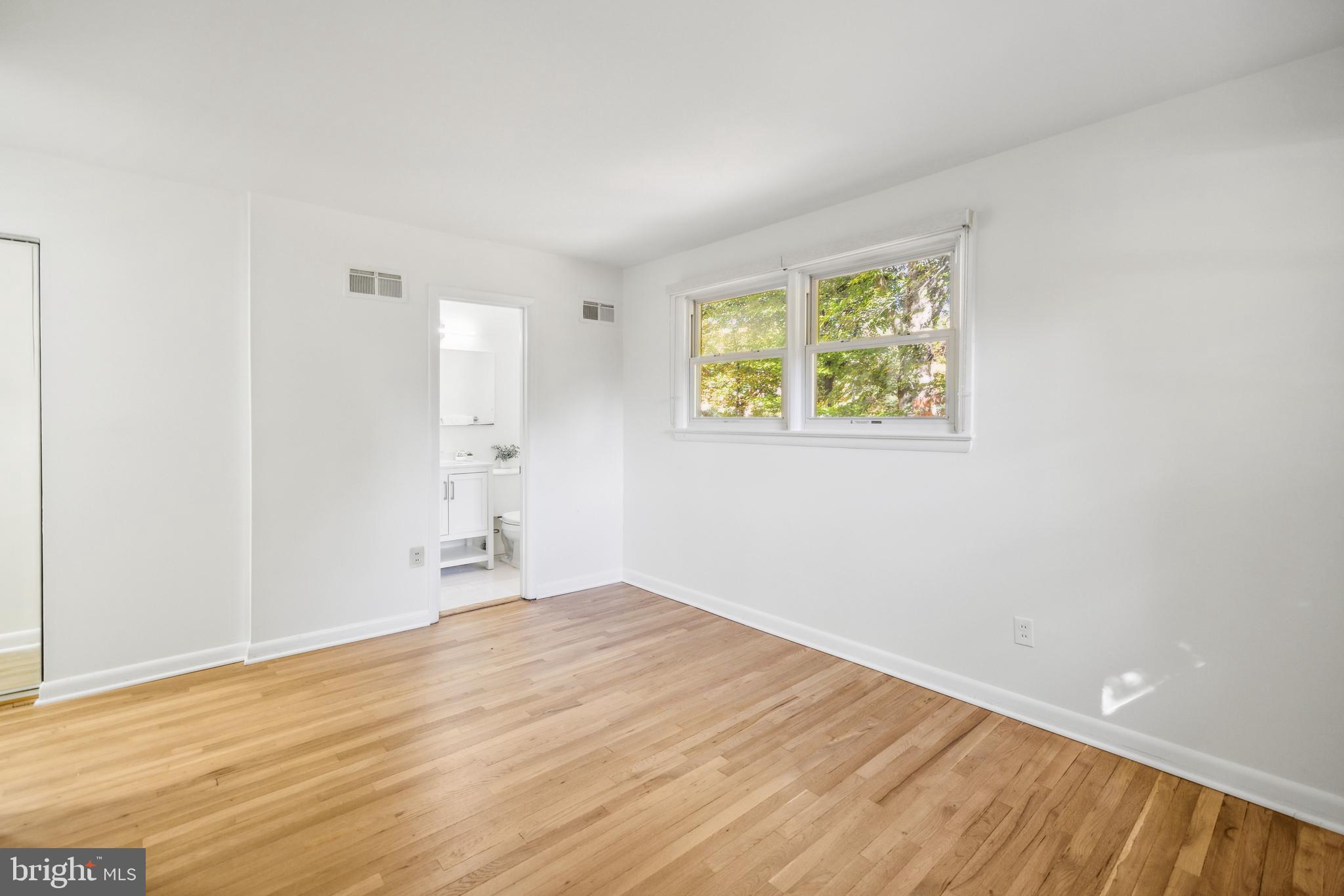 1104 Dunoon Road Silver Spring, MD 20903 - Photo 11 of 23 Primary Bedroom