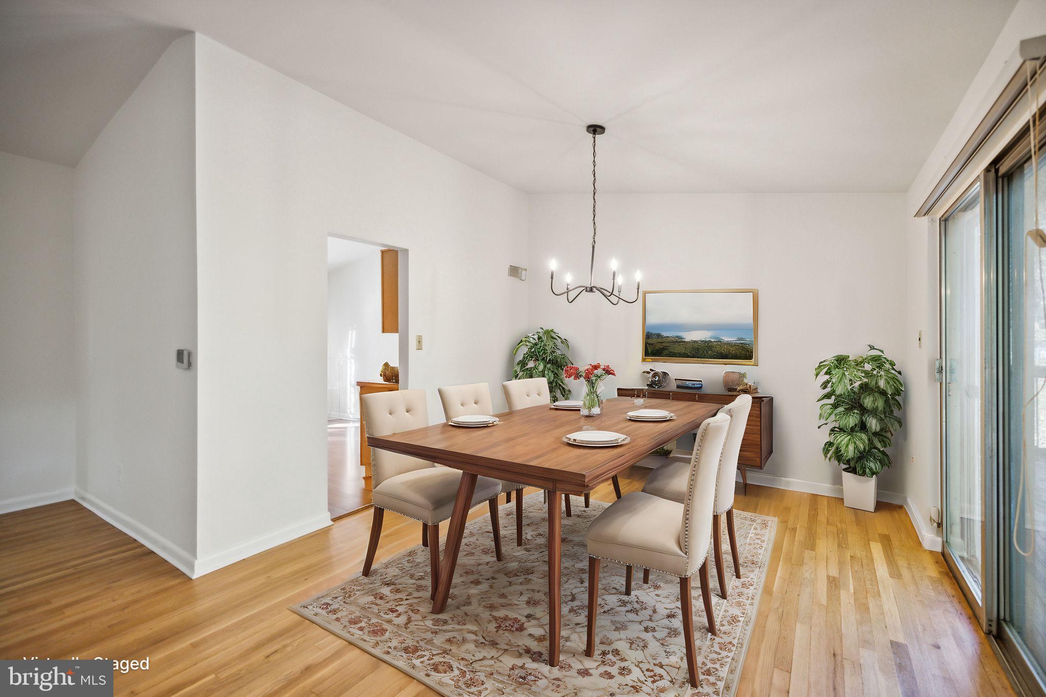 1104 Dunoon Road Silver Spring, MD 20903 - Photo 2 of 23 Dining Room