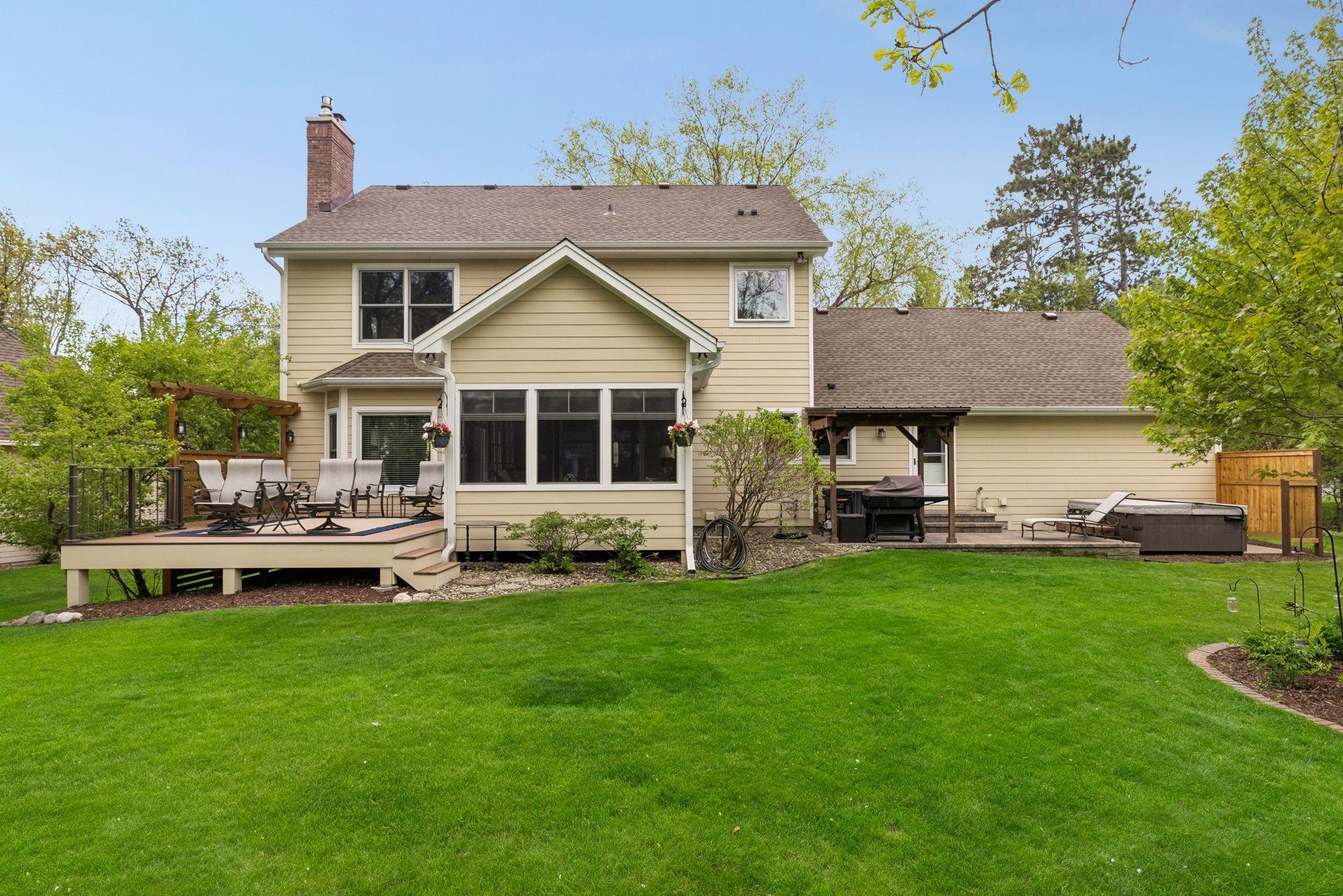 75 Wildridge Road Mahtomedi, MN 55115 - Photo 10 of 47