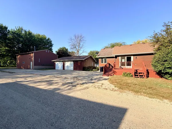 $305,000 | 1520 Clary Street, Worthington, MN 56187