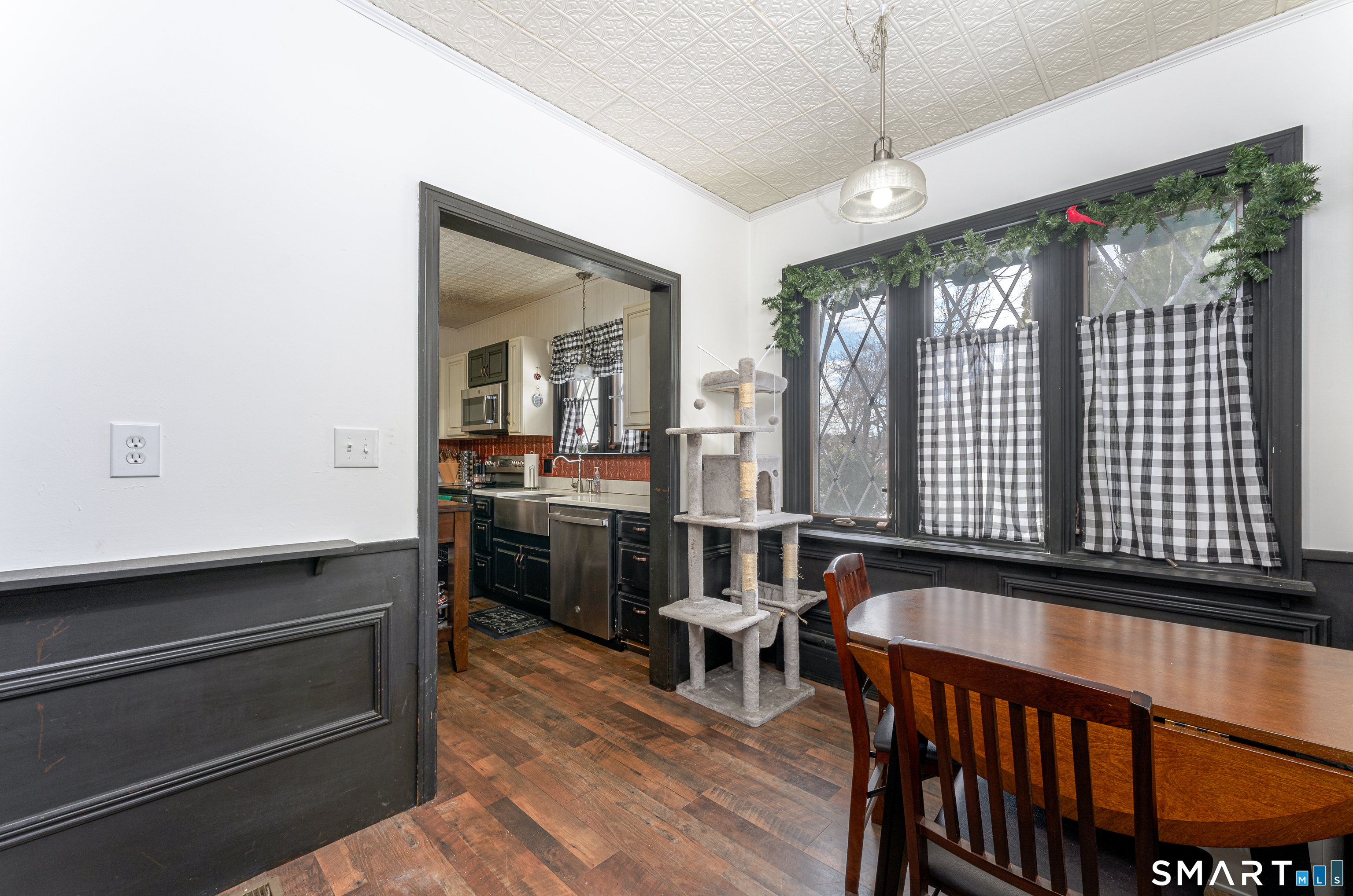 804 Congress Avenue Waterbury, CT 06708 - Photo 7 of 34