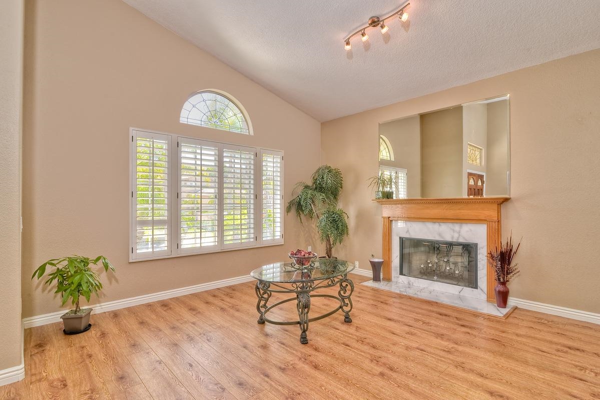 14380 Silver Heights Road Poway, CA 92064 - Photo 4 of 23