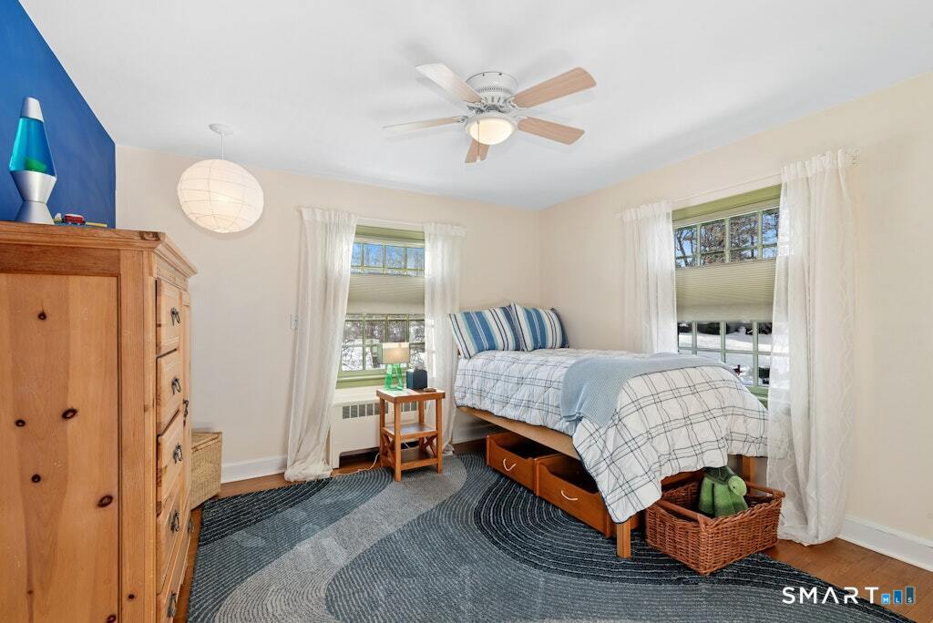 30 Windy Ridge Place Trumbull, CT 06611 - Photo 23 of 39 Hardwood flooring & ceiling fan