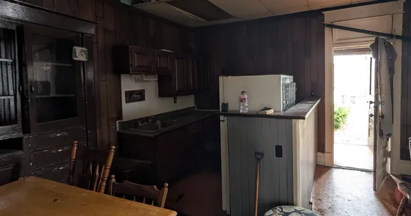 $94,900 | 324 West Butler Street, Fort Wayne, IN 46802