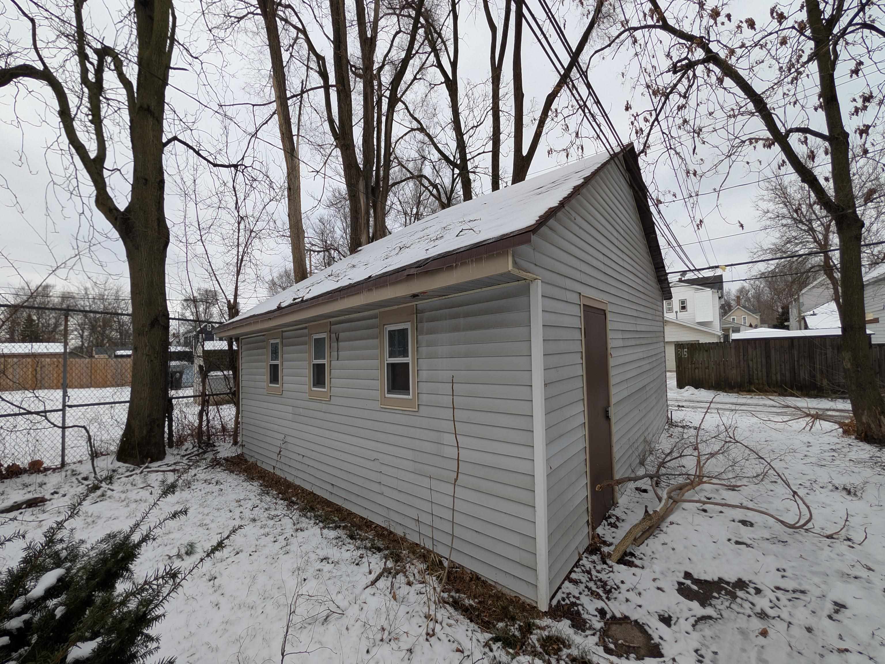 324 West Butler Street Fort Wayne, IN 46802 - Photo 4 of 14