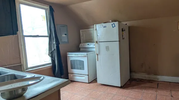 $94,900 | 324 West Butler Street, Fort Wayne, IN 46802