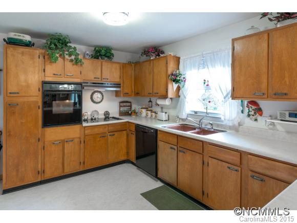115 Emmas Grove Road Fletcher, NC 28732 - Photo 7 of 24 Gallery Image 7