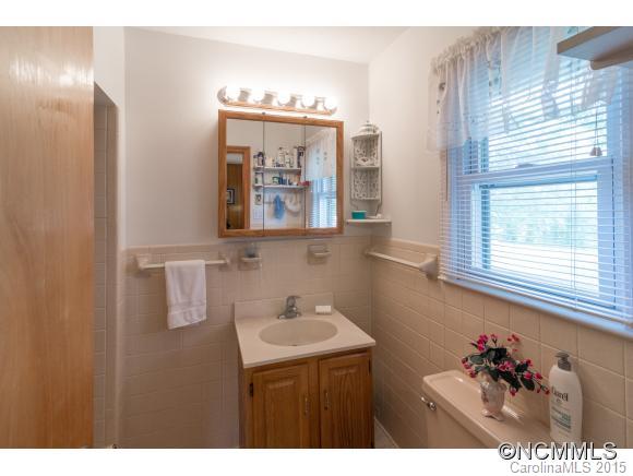 115 Emmas Grove Road Fletcher, NC 28732 - Photo 10 of 24 Gallery Image 10