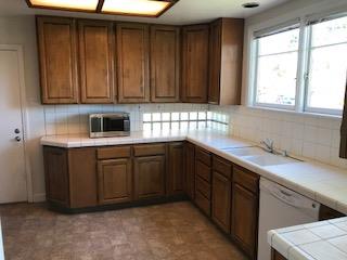 345 Lexington Way Burlingame, CA 94010 - Photo 5 of 7