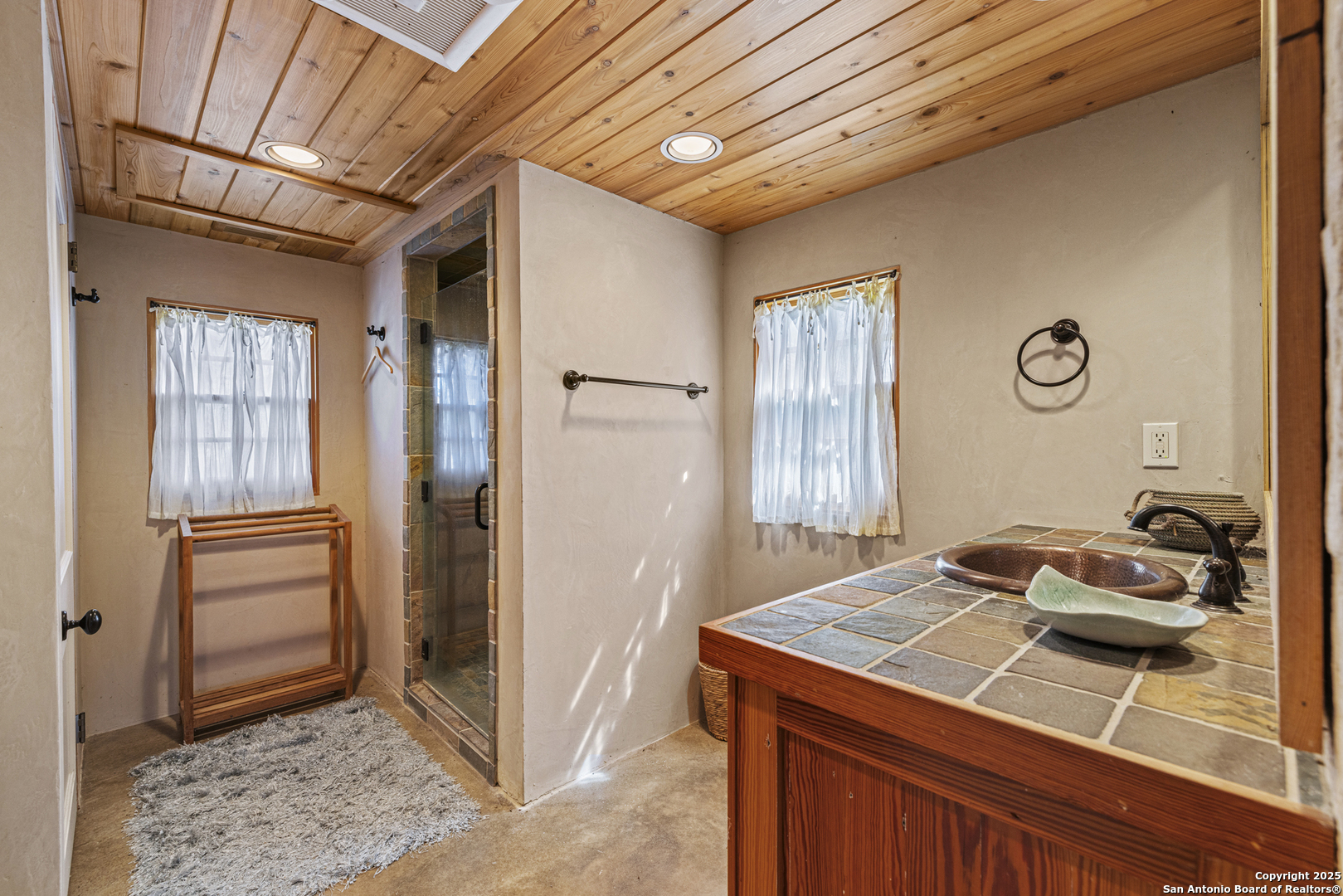 9402 Doss-Spring Creek Road Doss, TX 78618 - Photo 21 of 42