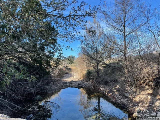 $1,950,000 | 9402 Doss-Spring Creek Road, Doss, TX 78618