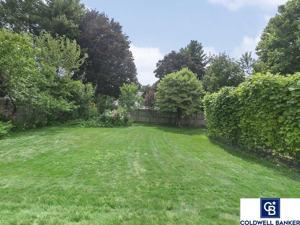 87 Briarwood Road Waltham, MA 02452 - Photo 18 of 23 Gallery Image 18