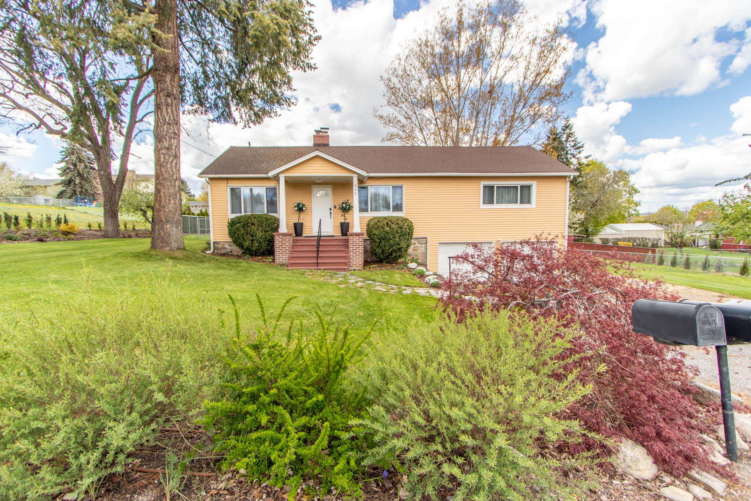 926 South Adams Road Spokane Valley, WA 99037 - Photo 2 of 26 Gallery Image 2