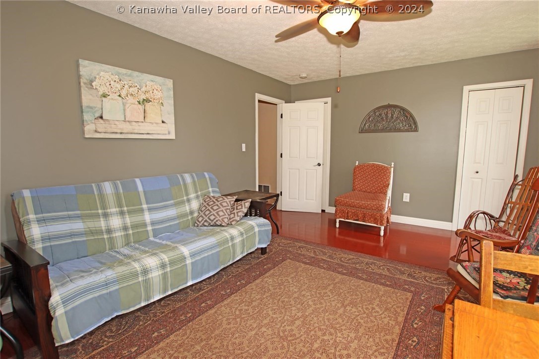 112 Second Street Winfield, WV 25213 - Photo 42 of 50 Gallery Image 42