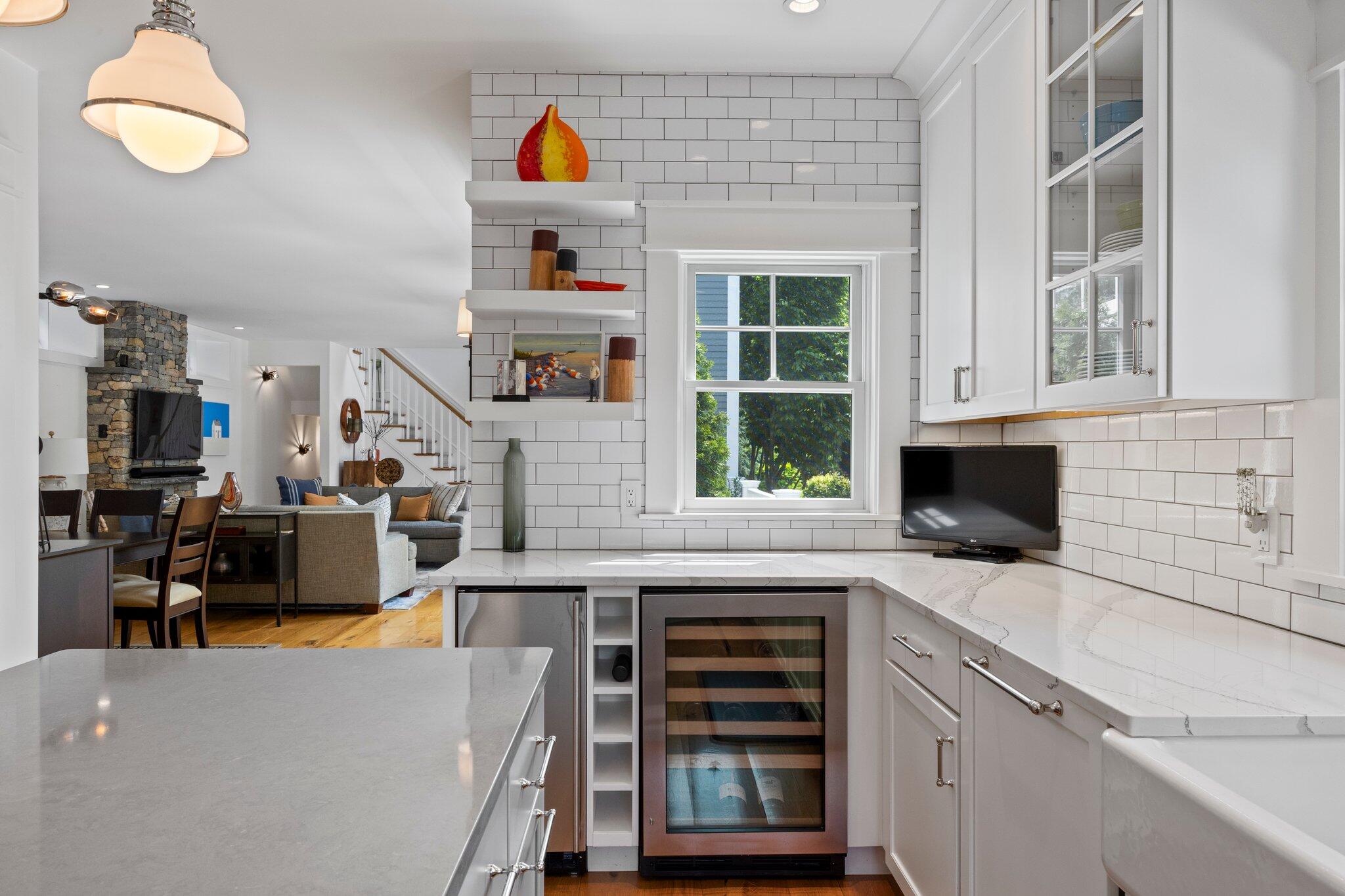 29 Point Street Provincetown, MA 02657 - Photo 15 of 66 49-web-or-mls-29-point-st