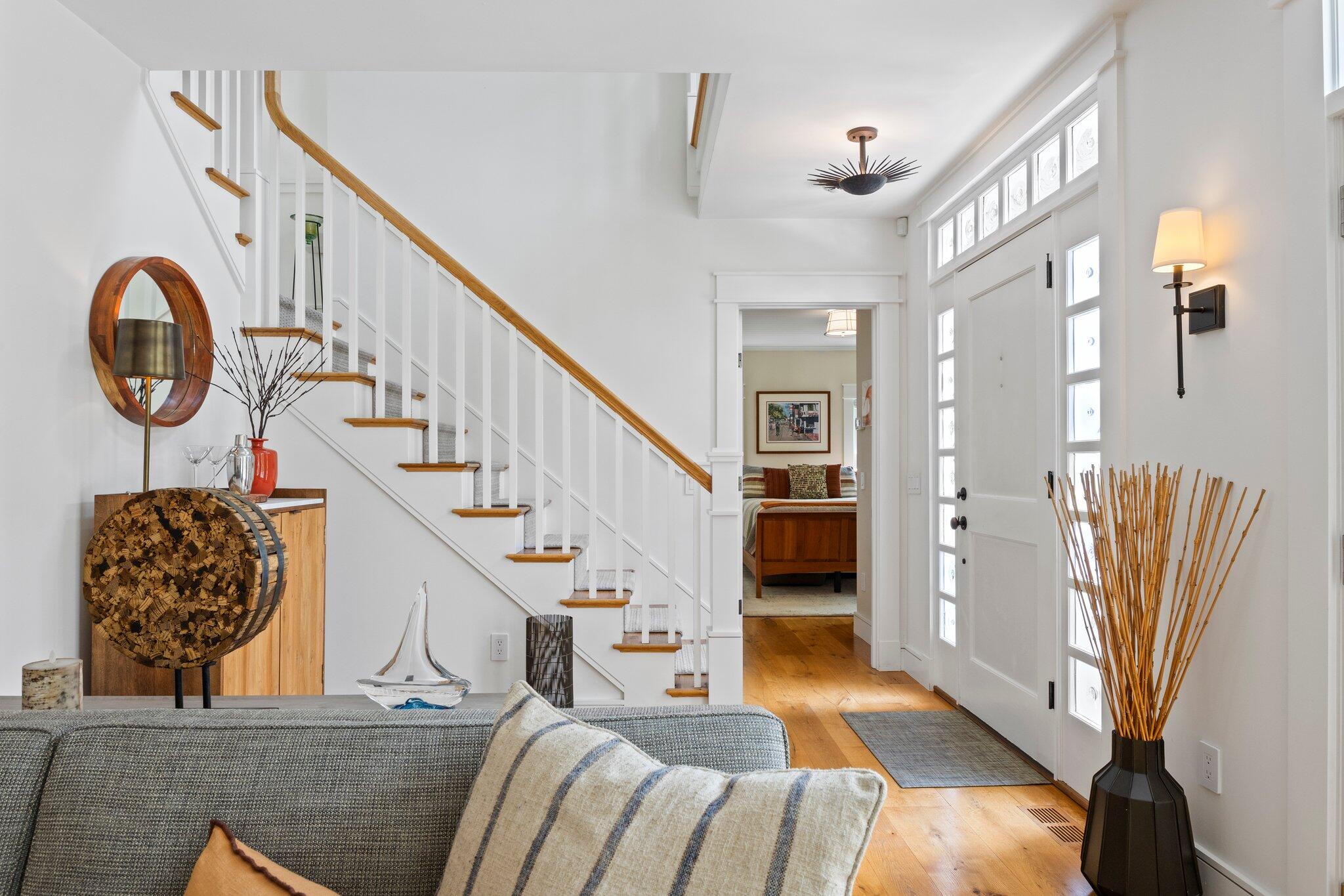 29 Point Street Provincetown, MA 02657 - Photo 19 of 66 39-web-or-mls-29-point-st