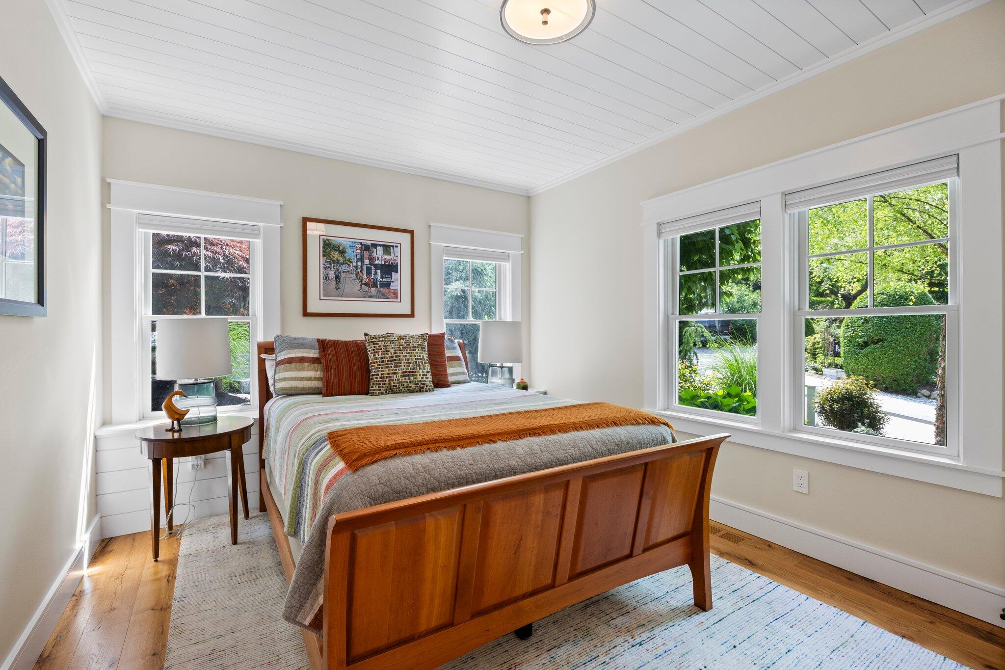 29 Point Street Provincetown, MA 02657 - Photo 20 of 66 54-web-or-mls-29-point-st