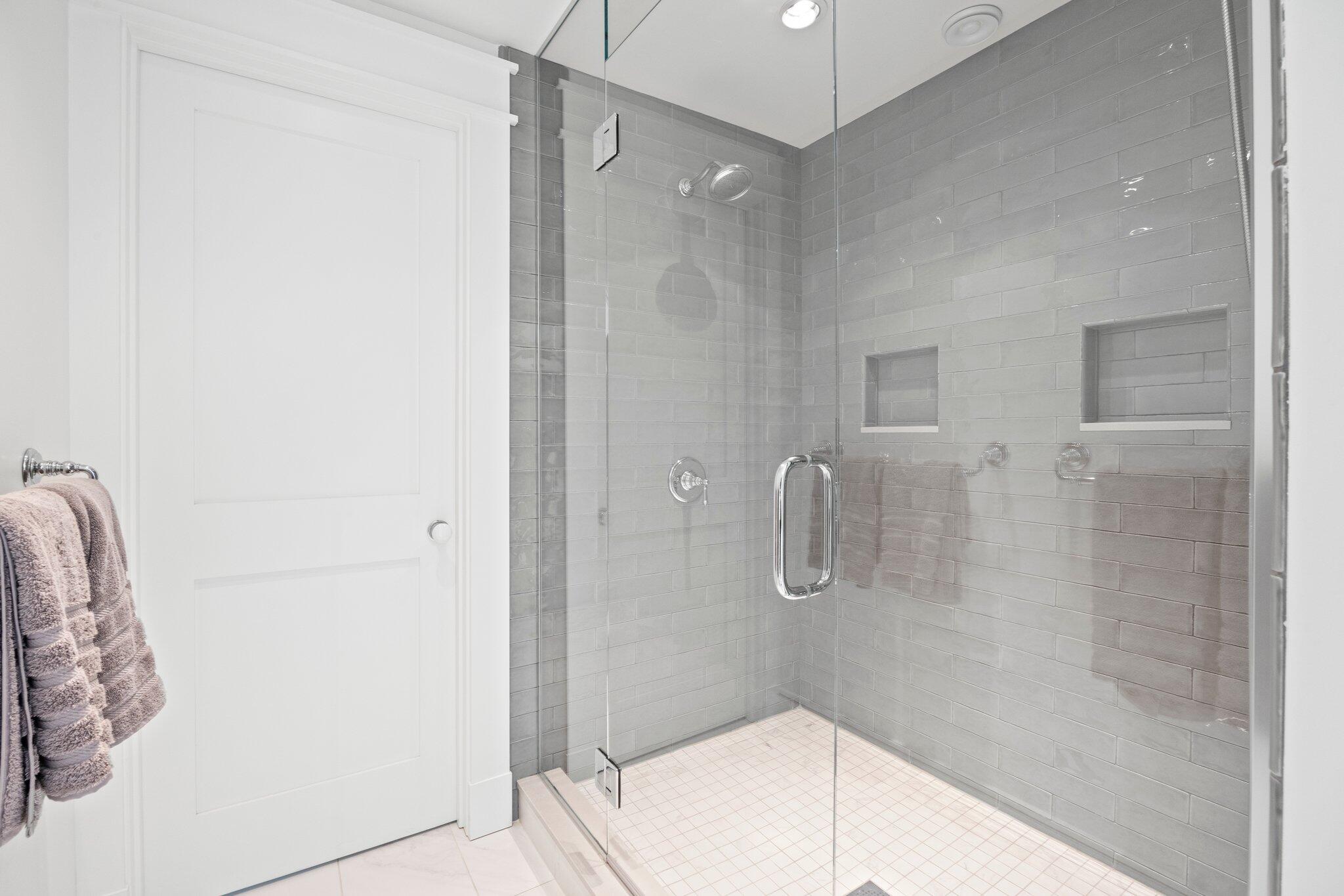 29 Point Street Provincetown, MA 02657 - Photo 41 of 66 68-web-or-mls-29-point-st