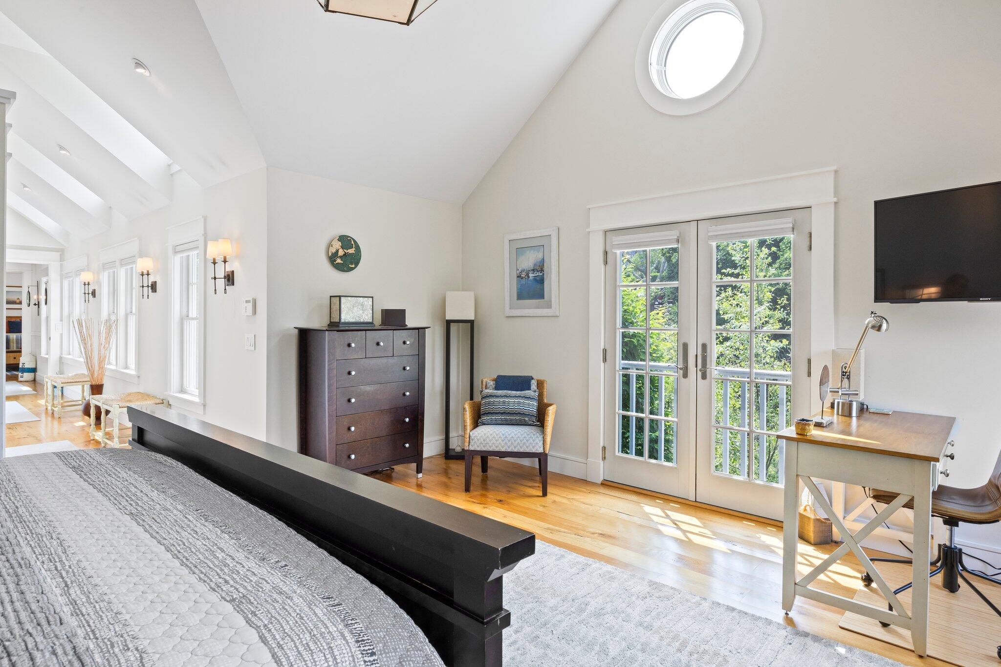 29 Point Street Provincetown, MA 02657 - Photo 45 of 66 72-web-or-mls-29-point-st