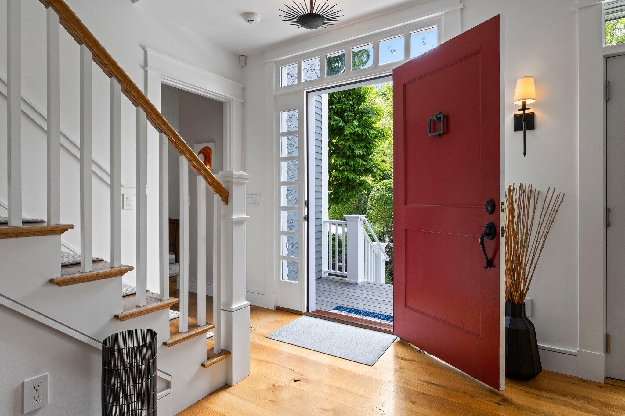 29 Point Street Provincetown, MA 02657 - Photo 5 of 66 35-web-or-mls-29-point-st