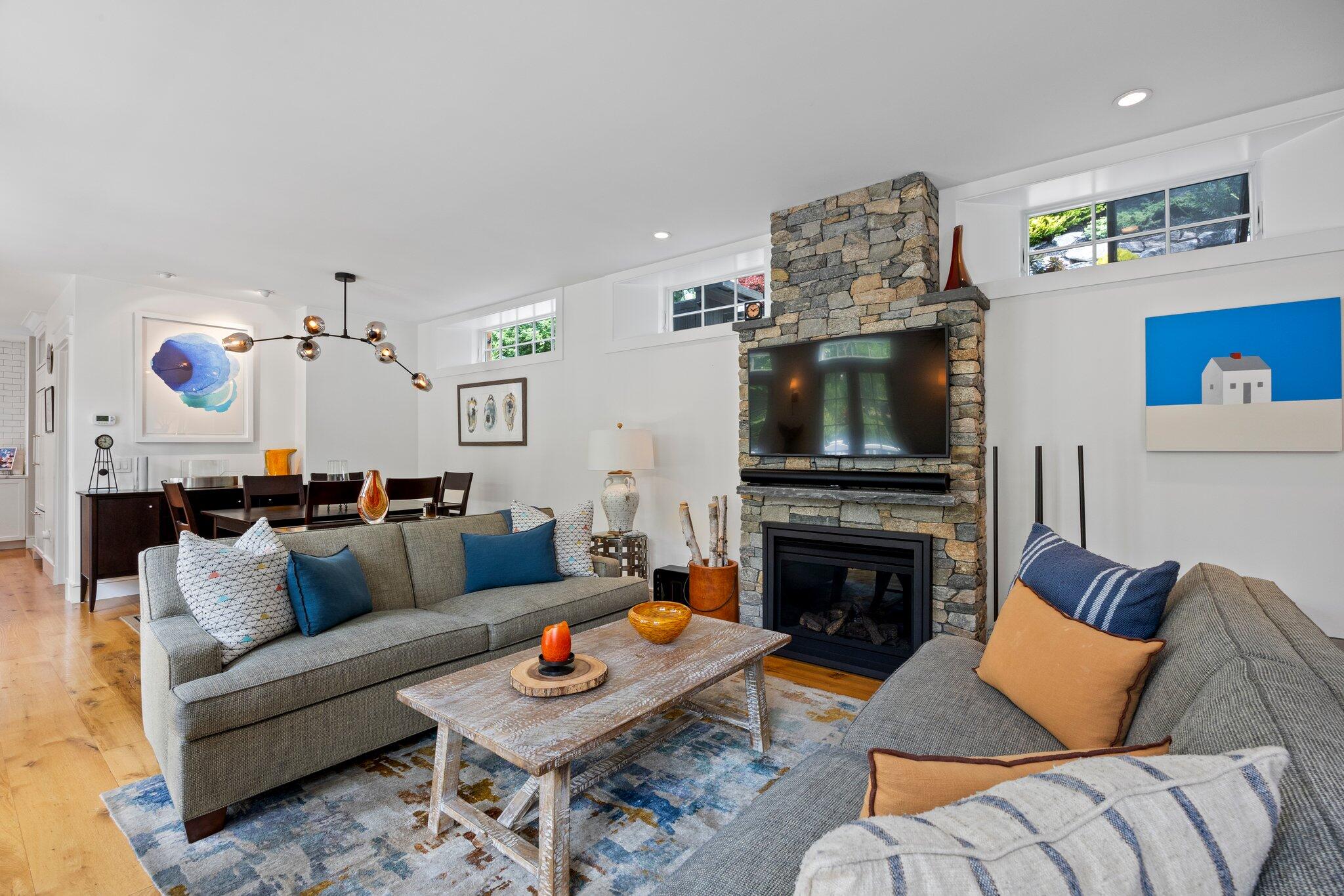 29 Point Street Provincetown, MA 02657 - Photo 6 of 66 37-web-or-mls-29-point-st