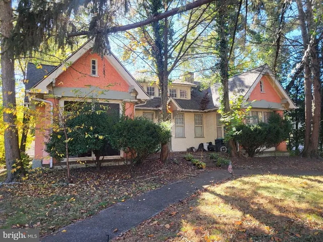 $350,000 | 10 Church Road, Merchantville, NJ 08109