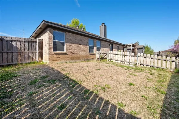 $254,000 | 955 Behrens Court, Crowley, TX 76036