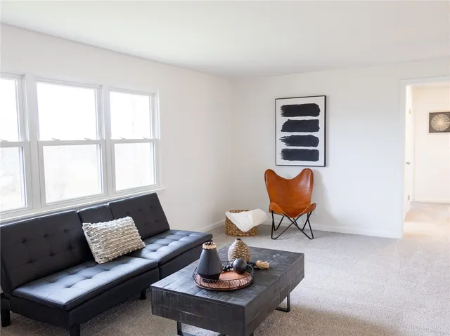 $229,900 | 41 Wallman Drive, Henrietta, NY 14467