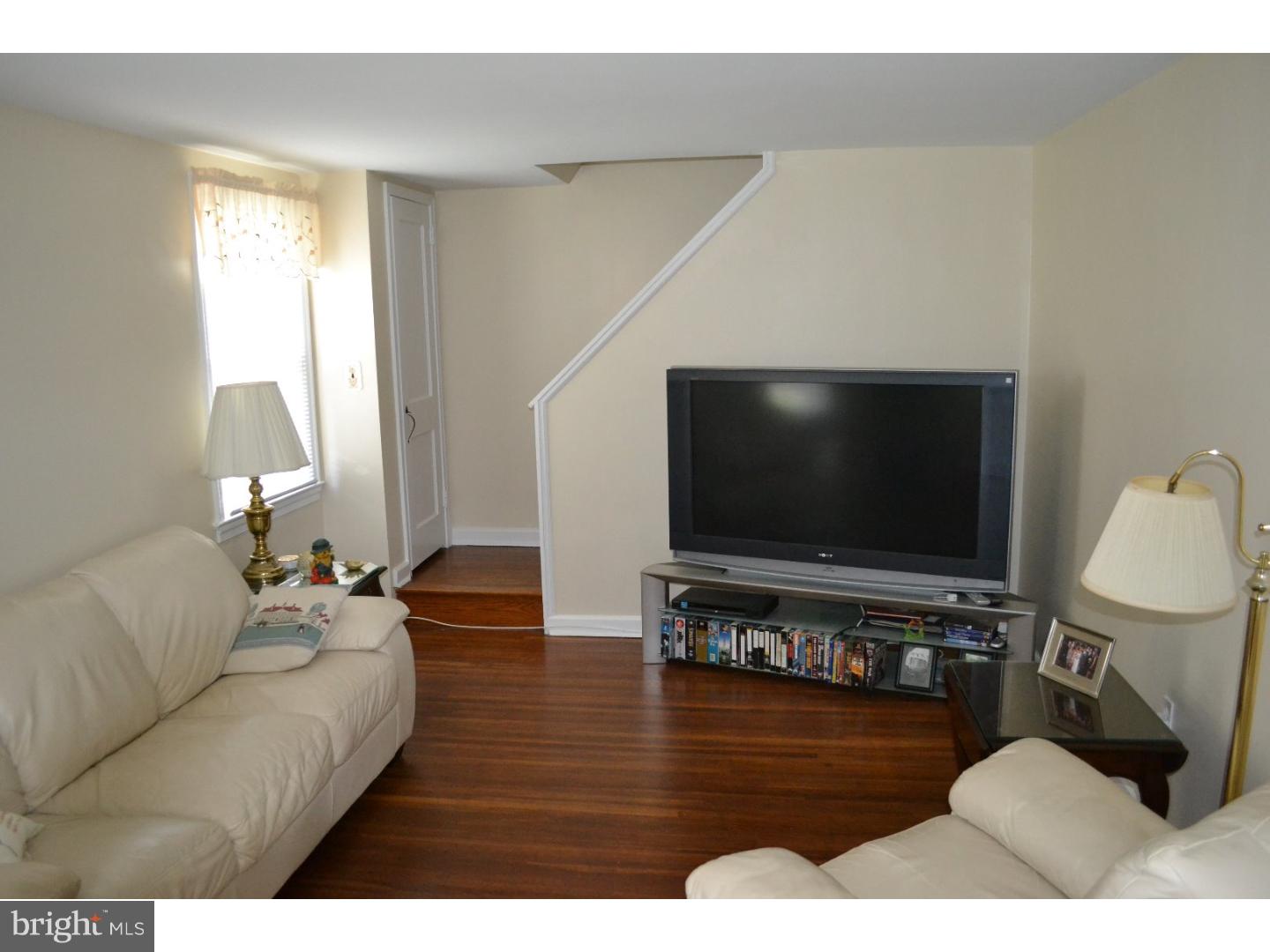 516 Stiles Avenue Ridley Park, PA 19078 - Photo 8 of 24 Living Room