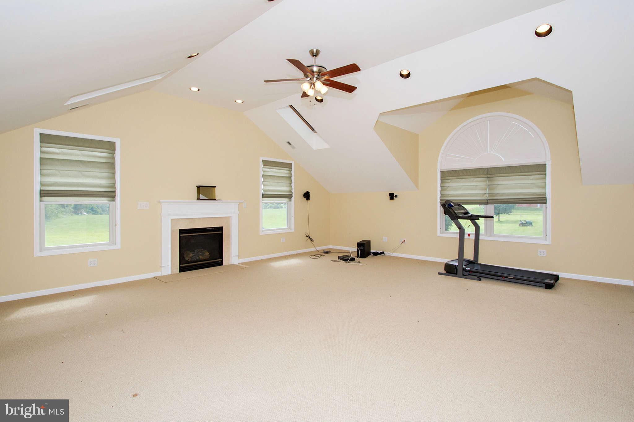 4525 Linthicum Road Dayton, MD 21036 - Photo 18 of 26 2nd floor master
