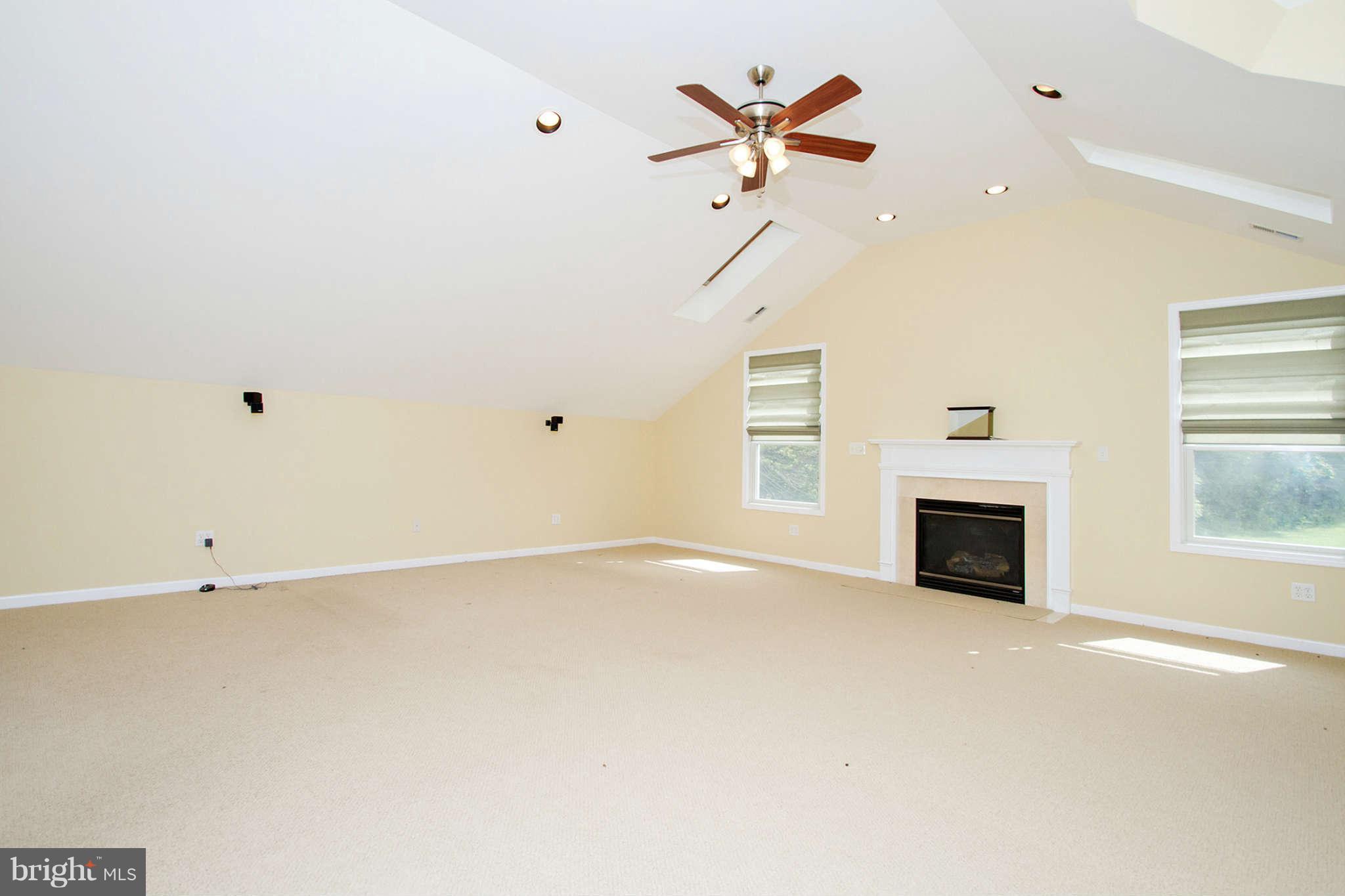 4525 Linthicum Road Dayton, MD 21036 - Photo 19 of 26 2nd floor master