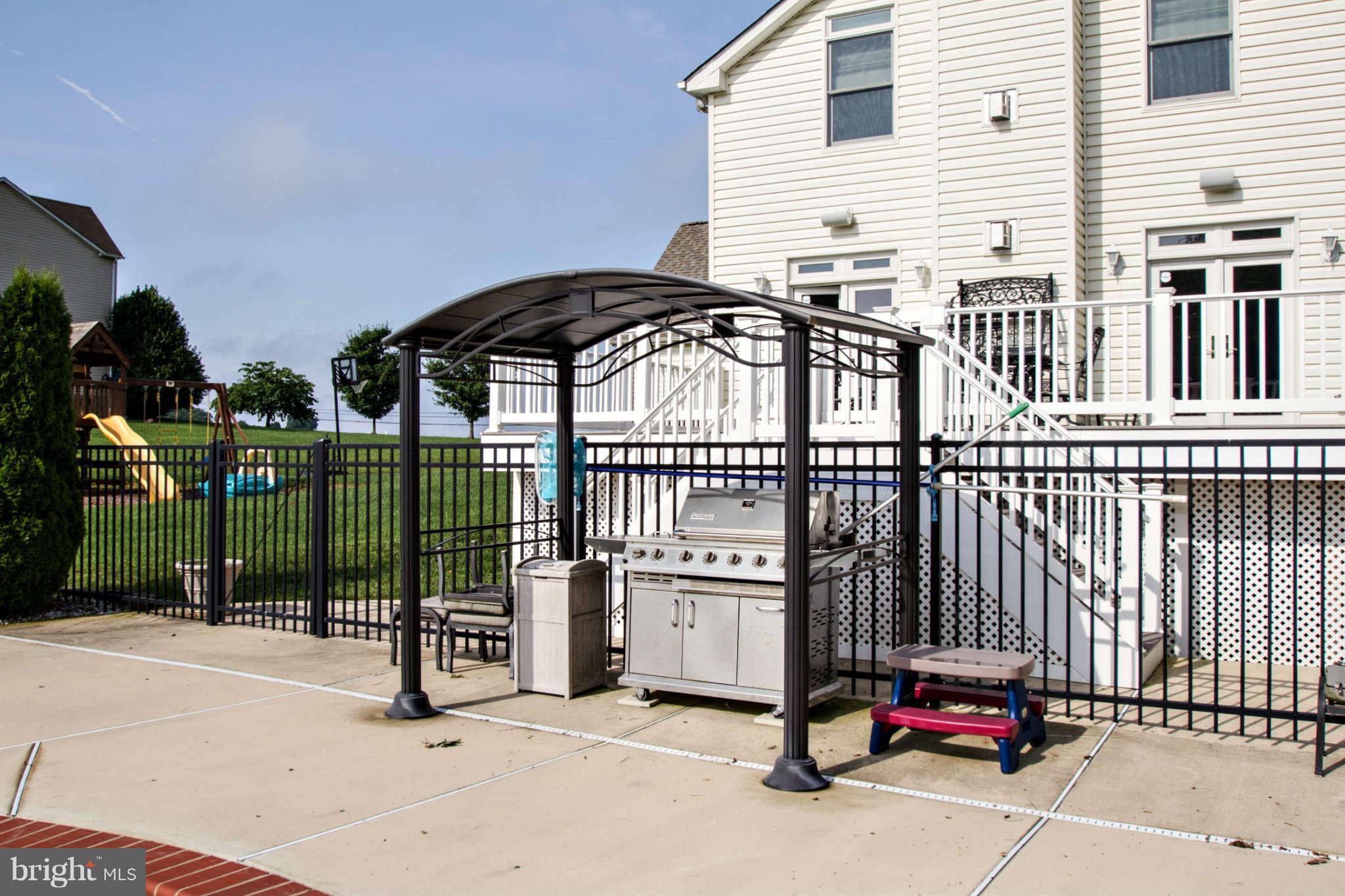4525 Linthicum Road Dayton, MD 21036 - Photo 5 of 26 Exterior Rear