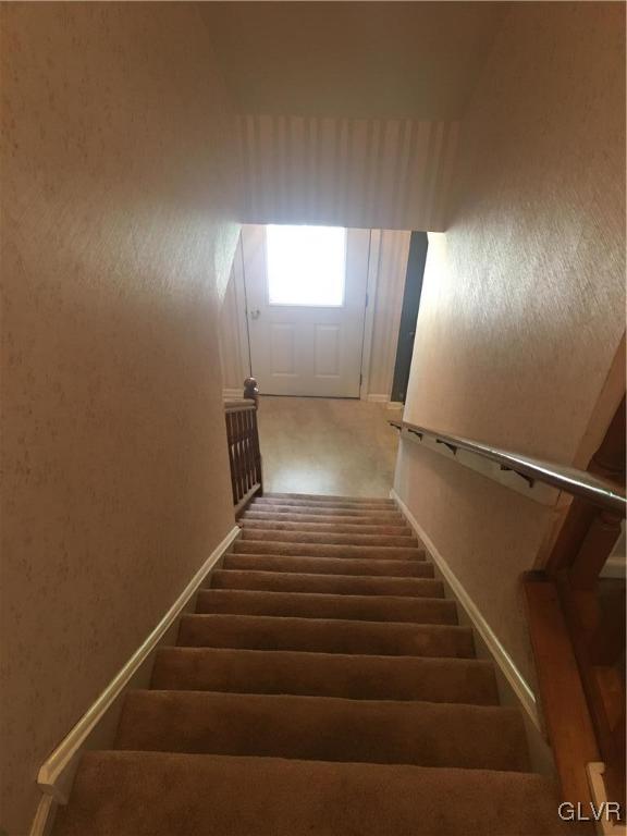 3915 Carter Road Bethlehem, PA 18020 - Photo 29 of 32 Gallery Image 29